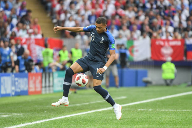 卡利亚里主帅：早早丢球影响了比赛，我们会努力实现保级目标.